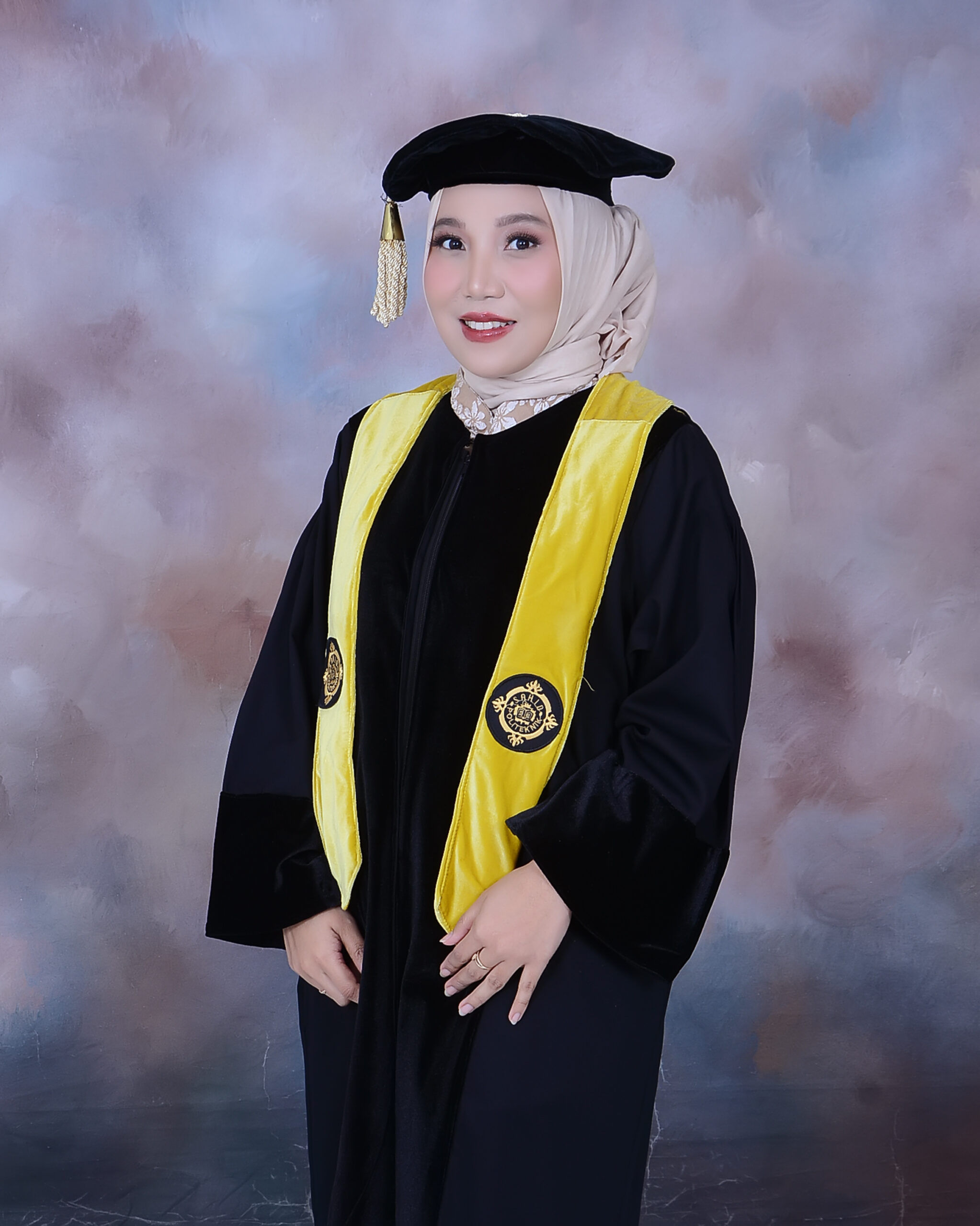 Dr. Suci Sandi Wachyuni, S.T.P, M.M